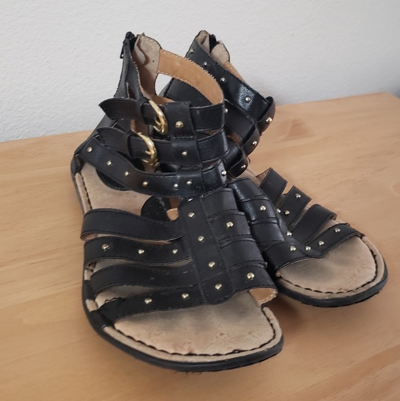 💲💲Black Studded Sandals - Picture 4 of 6